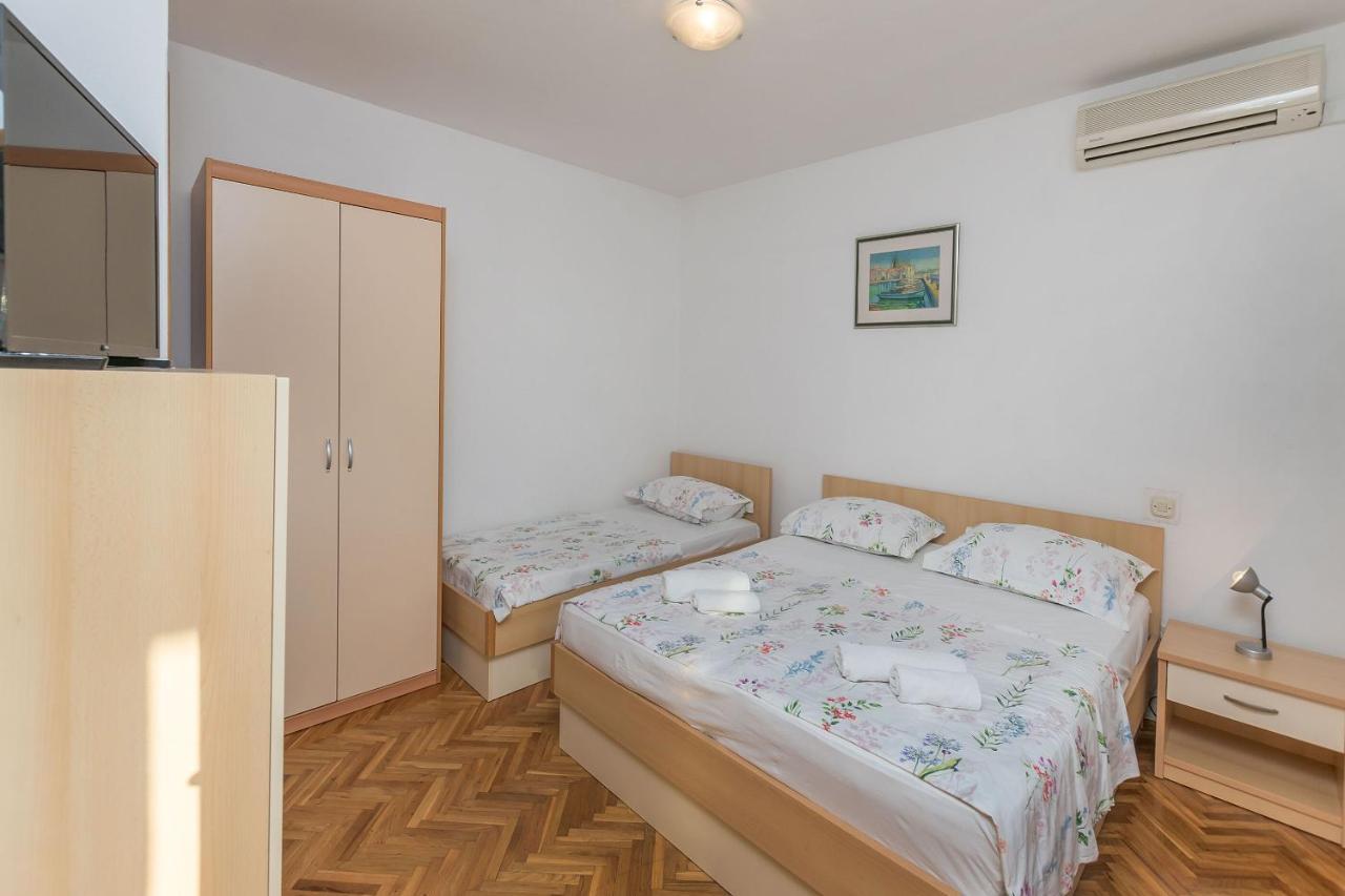 Apartments And Room Nevenka マカルスカ エクステリア 写真